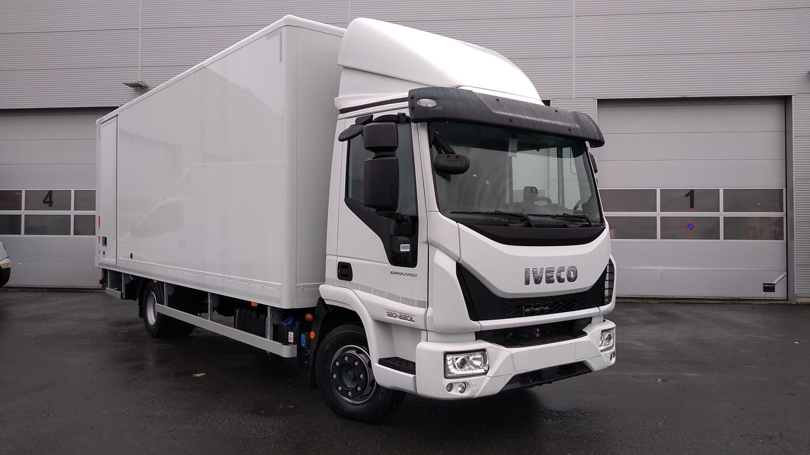 Iveco EUROCARGO ML120EL22/P met kast?width=462